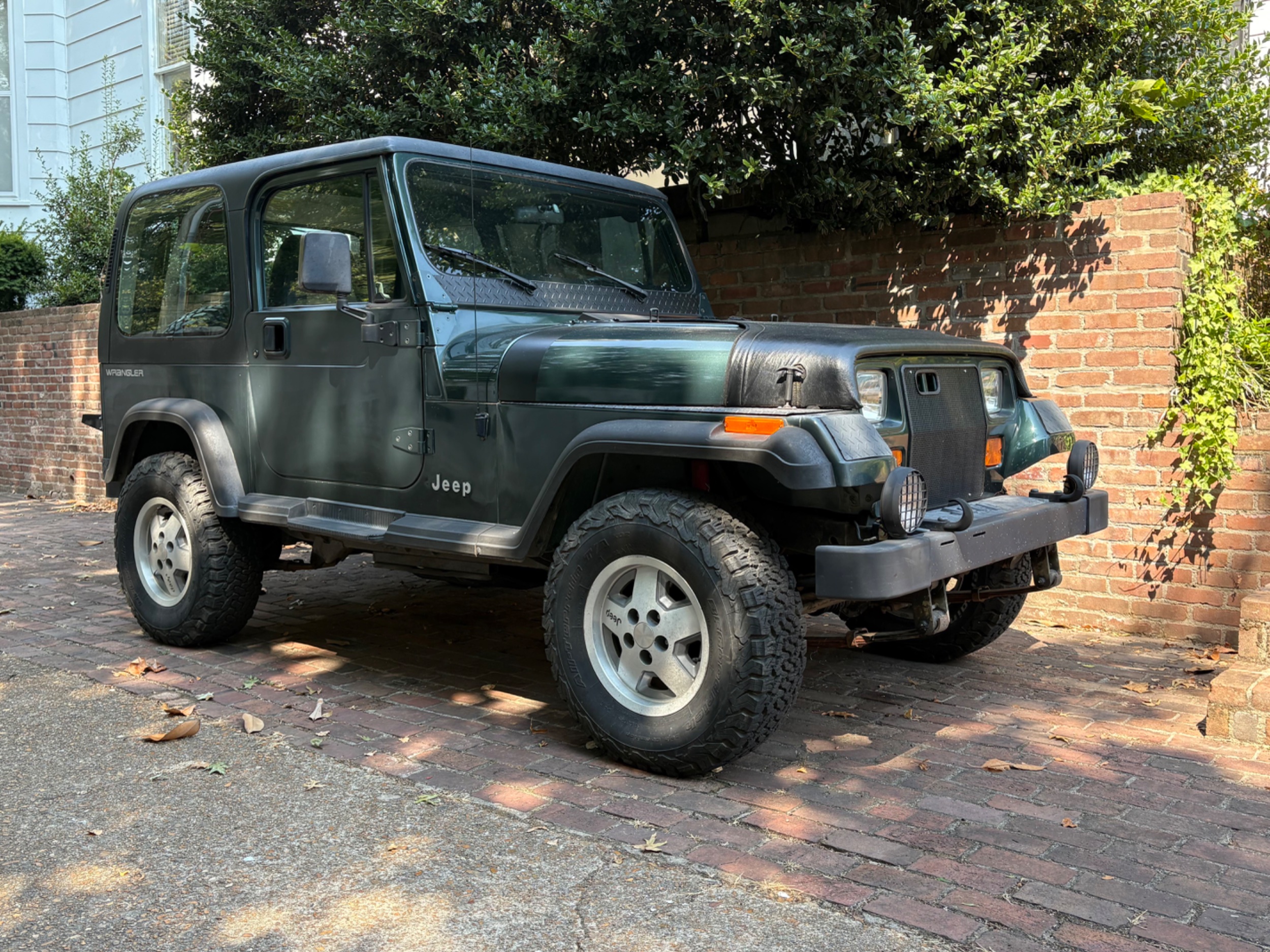 1994HunterYJ.jpg