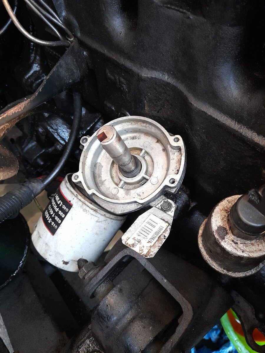 Distributor rotor arm wont budge a tooth Jeep Wrangler YJ Forum