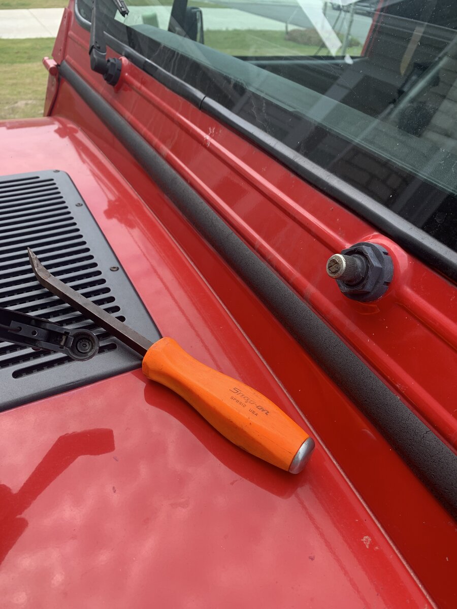 Does anyone know how to remove YJ wiper arms? | Jeep Wrangler YJ Forum