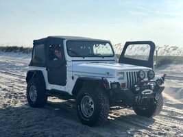 jeep 2.jpg