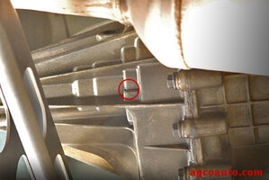 gm_transfer_case_pump_rub_hole.jpg